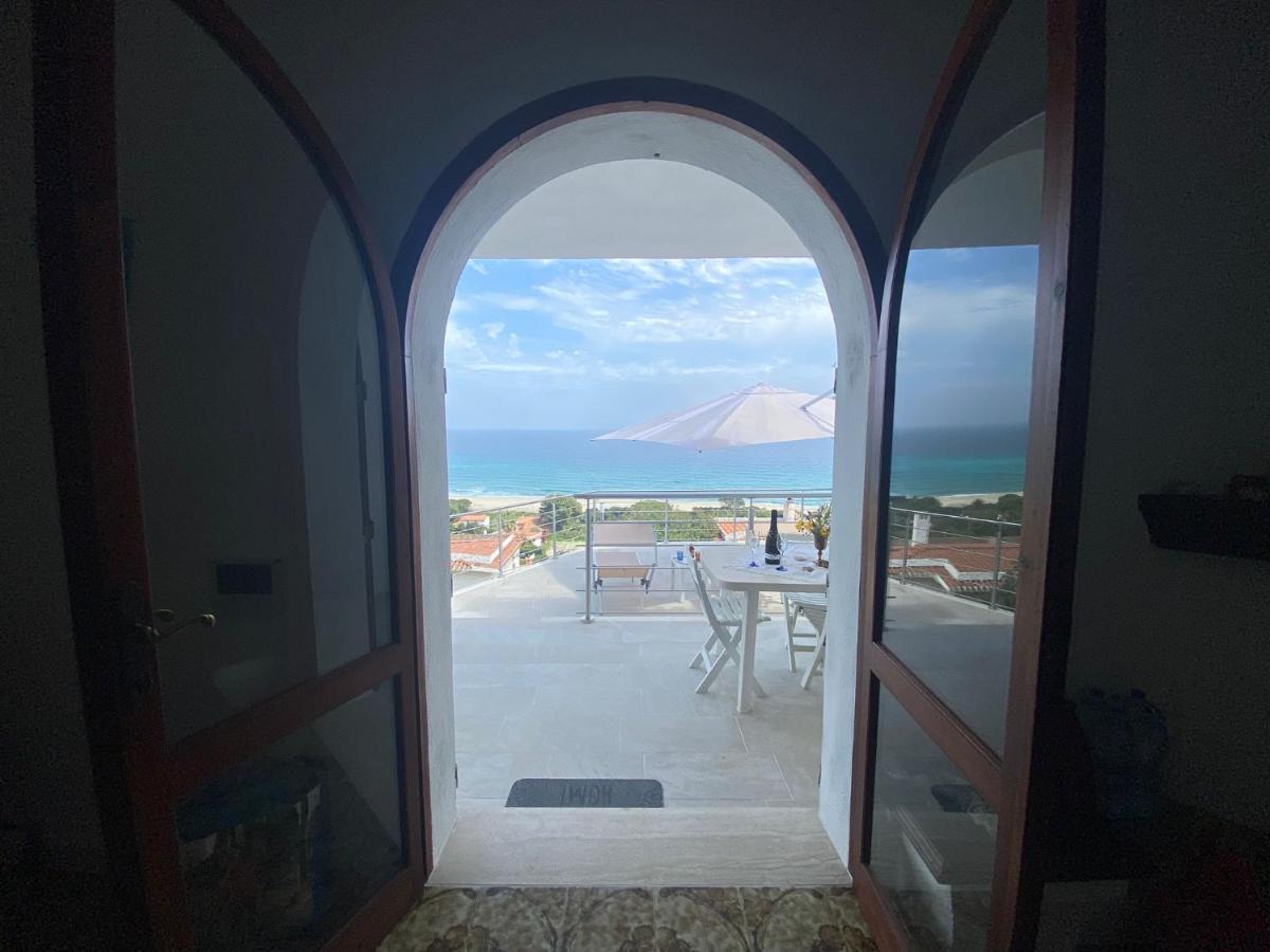 La Terrazza Sull'Alba Vila Costa Rei Exterior foto